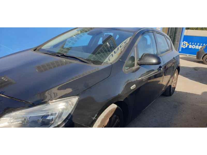 opel astra j lim. del año 2010