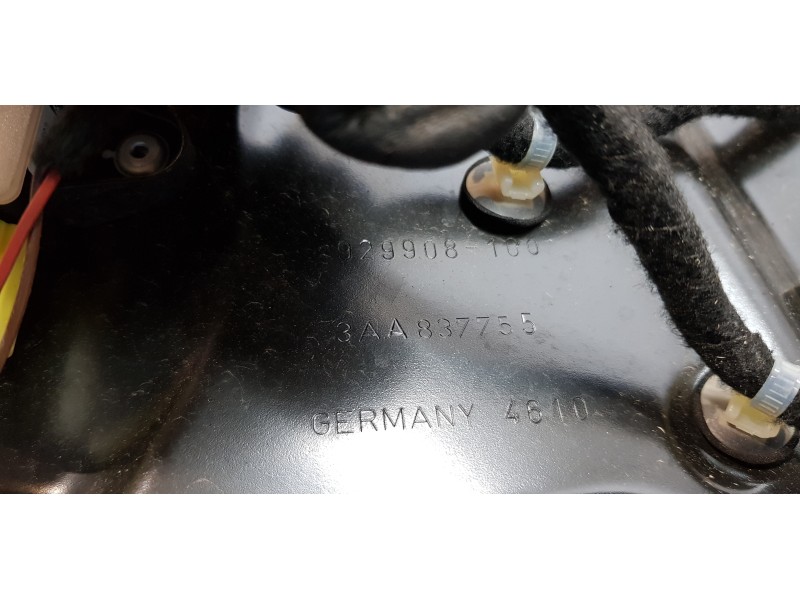 Recambio de elevalunas delantero izquierdo para volkswagen passat variant (365) edition bluemotion referencia OEM IAM 3AA837755 