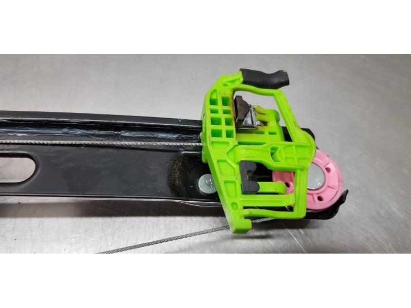 Recambio de elevalunas trasero derecho para bmw serie 3 touring (e91) 318d referencia OEM IAM 51357140590 71001603  Recambio de elevalunas trasero derecho para bmw serie 3 touring (e91) 318d referencia OEM IAM 51357140590 71001603