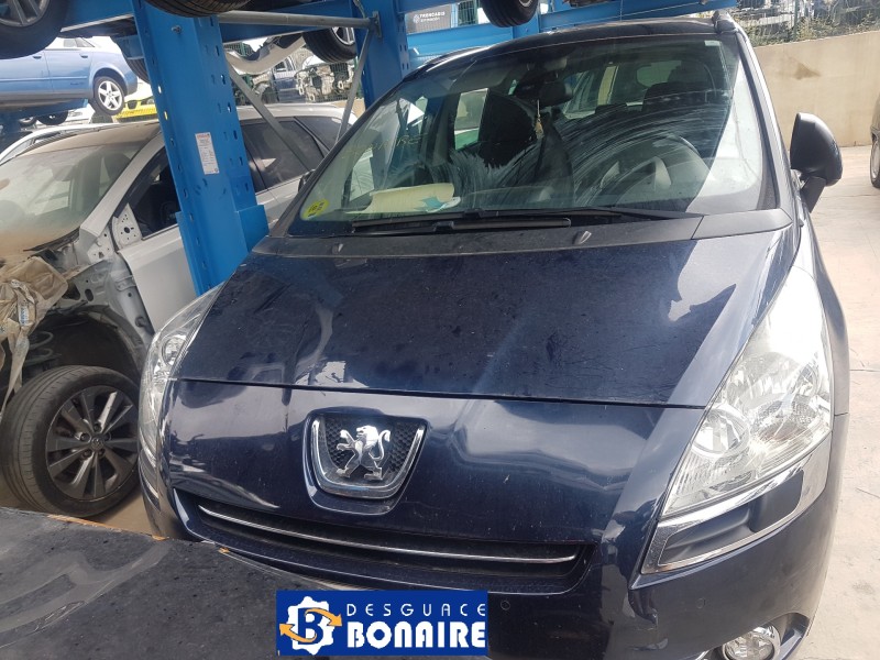 peugeot 5008 del año 2014