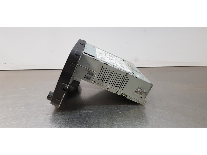 Recambio de sistema audio / radio cd para volkswagen caddy furgón/kombi kombi referencia OEM IAM 1K8035150D  