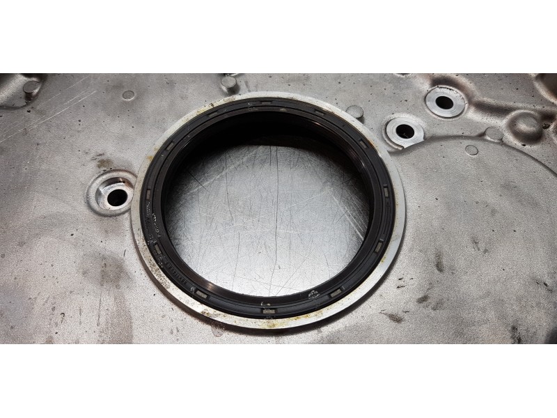 Recambio de tapa distribucion para infiniti qx30 premium referencia OEM IAM A6510150400  