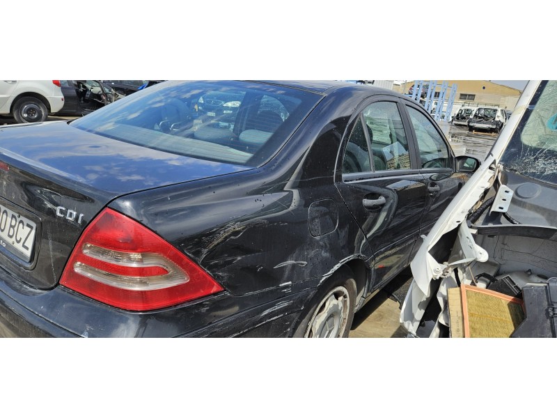 mercedes clase c (w203) berlina del año 2000