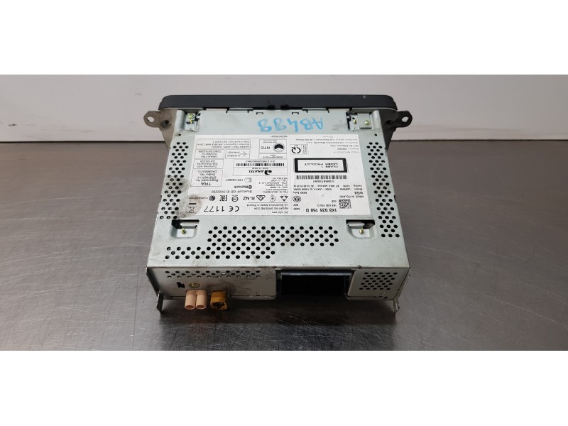 Recambio de sistema audio / radio cd para volkswagen caddy furgón/kombi kombi referencia OEM IAM 1K8035150D  