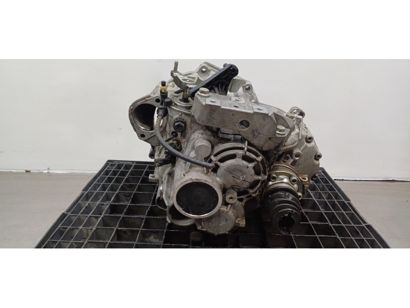 Recambio de caja cambios para volkswagen tiguan edition bmt referencia OEM IAM RGB 0BB300043L 0BB300043S