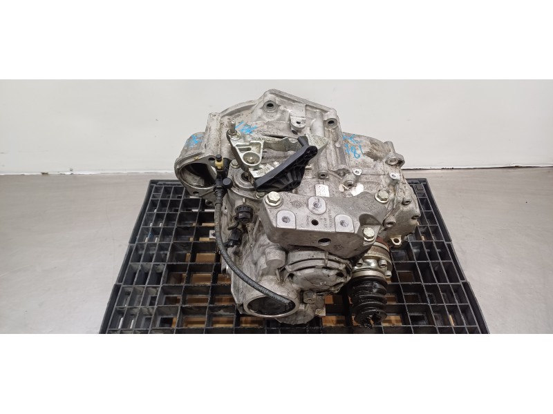 Recambio de caja cambios para volkswagen tiguan edition bmt referencia OEM IAM RGB 0BB300043L 0BB300043S