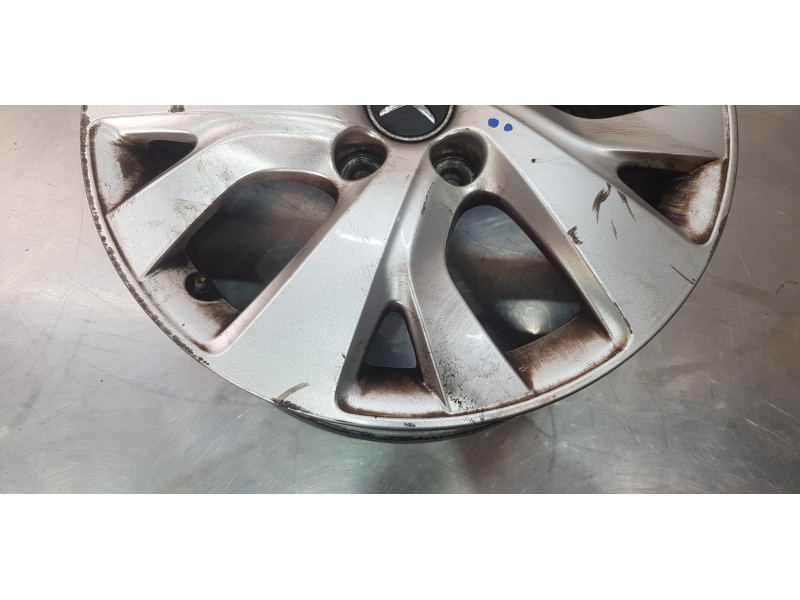 Recambio de llanta para citroen c4 picasso feel referencia OEM IAM 9677089777   Recambio de llanta para citroen c4 picasso feel referencia OEM IAM 9677089777