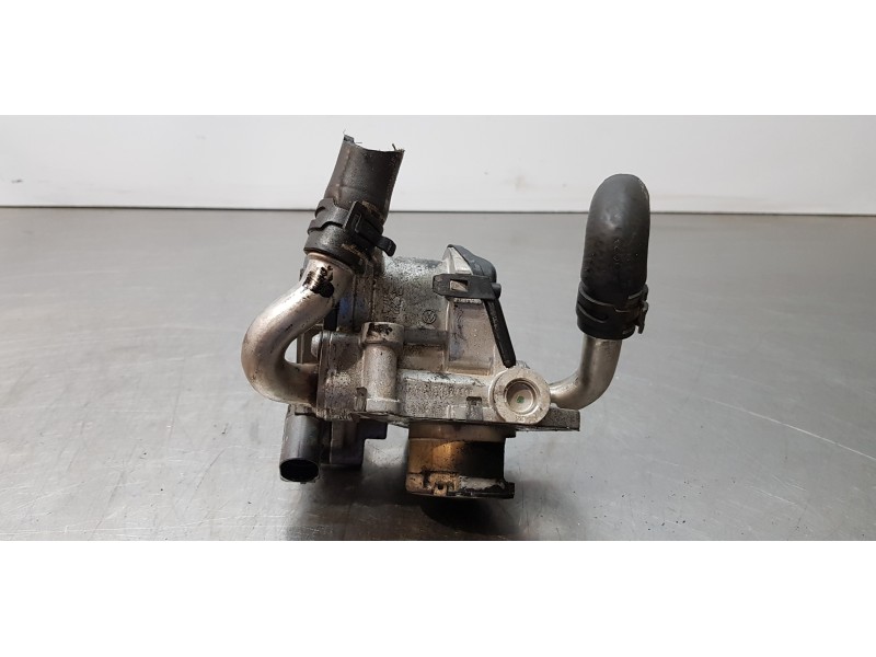 Recambio de valvula egr para volkswagen caddy furgón/kombi kombi referencia OEM IAM 04L131501R   Recambio de valvula egr para volkswagen caddy furgón/kombi kombi referencia OEM IAM 04L131501R