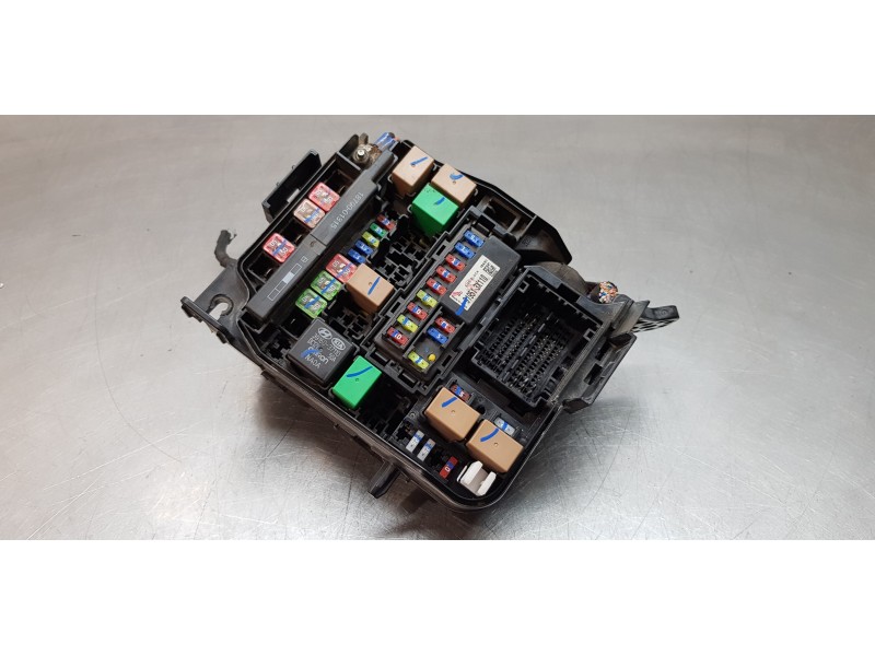 Recambio de caja reles / fusibles para kia carens ( ) basic referencia OEM IAM 919513X110   Recambio de caja reles / fusibles para kia carens ( ) basic referencia OEM IAM 919513X110