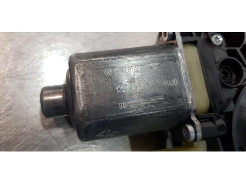 Recambio de elevalunas delantero derecho para volkswagen tiguan edition bmt referencia OEM IAM 5NA837462A 5NA837462 