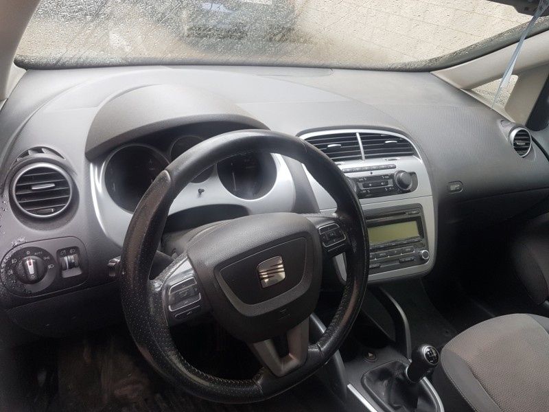 seat altea (5p1) del año 2010