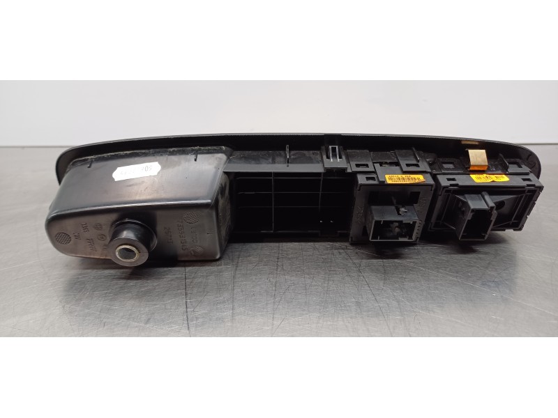 Recambio de mando elevalunas delantero izquierdo para lancia ypsilon (402) silver referencia OEM IAM 735531345  