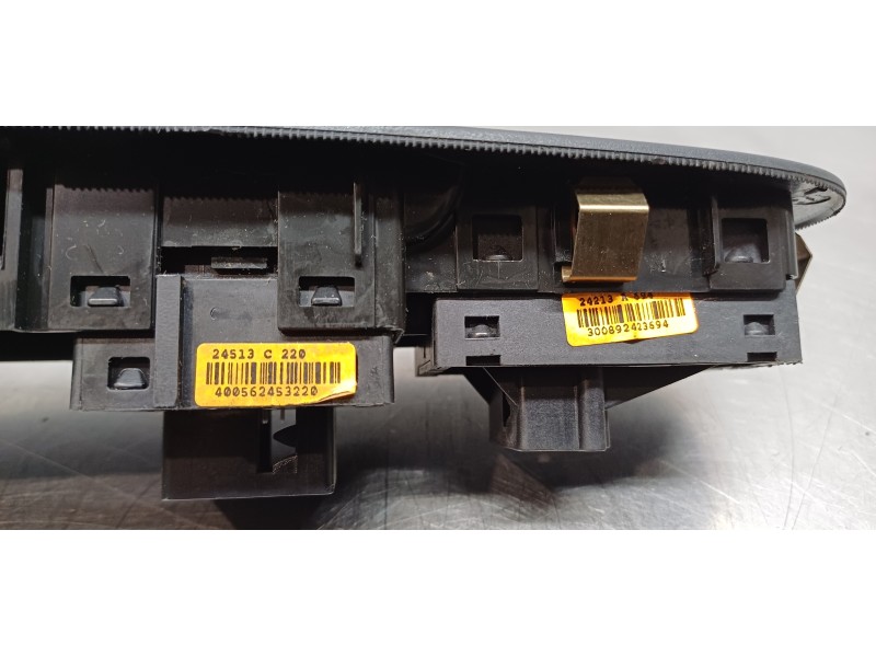 Recambio de mando elevalunas delantero izquierdo para lancia ypsilon (402) silver referencia OEM IAM 735531345  