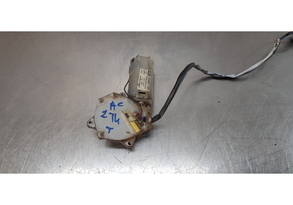 Recambio de motor limpia trasero para mercedes vito (w638) combi 110 cdi (638.194) referencia OEM IAM A6388200442  