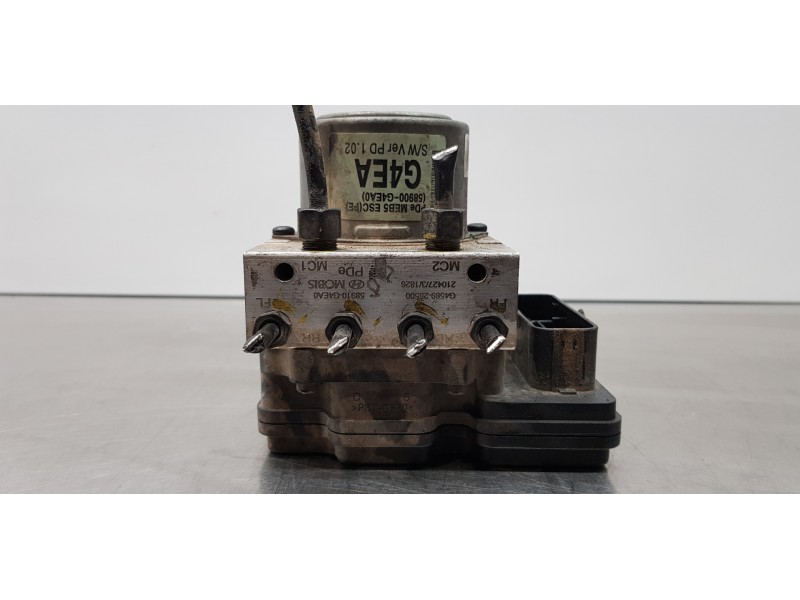 Recambio de abs para hyundai i30 fastback tecno referencia OEM IAM 58900G4EA0 58910G4EA0 G458928500