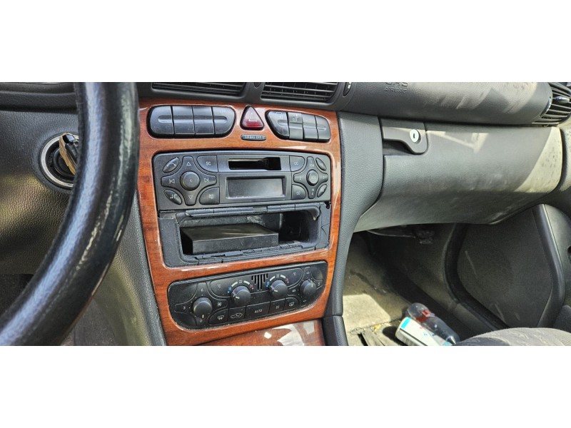 mercedes clase c (w203) berlina del año 2000