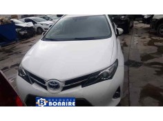 toyota auris touring sports (e18) del año 2015