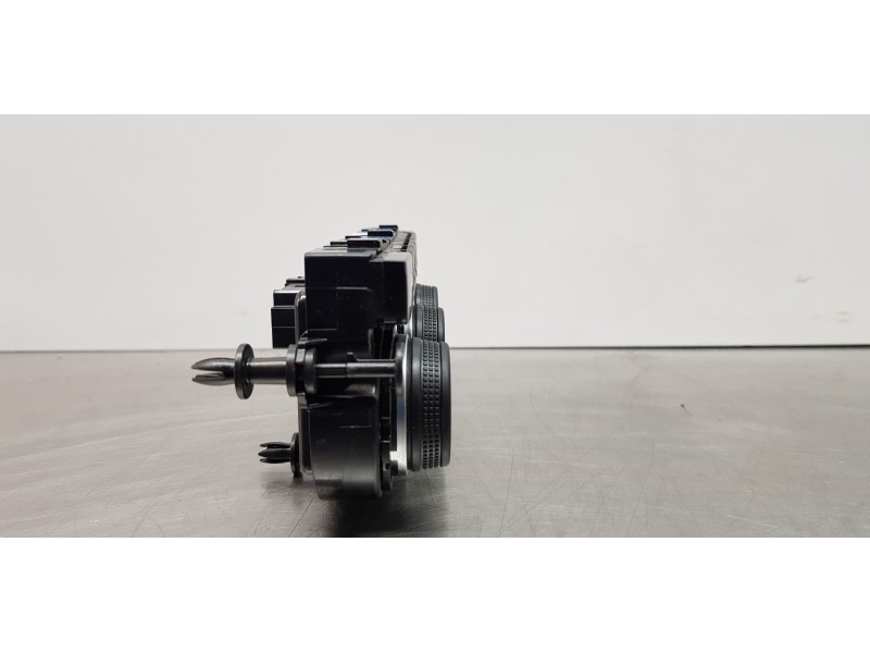 Recambio de mando climatizador para volkswagen tiguan edition bmt referencia OEM IAM 5NA907044FWZU 5NA907044F 