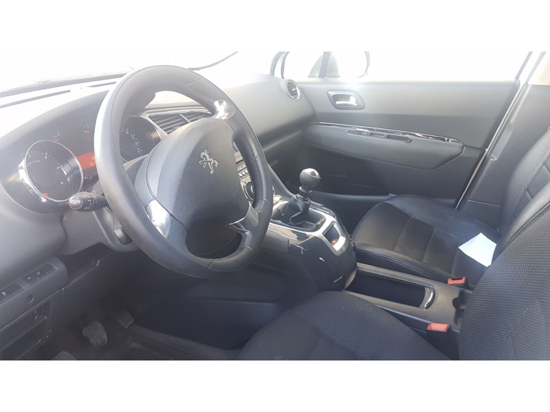 peugeot 5008 del año 2016 peugeot 5008 del año 2016