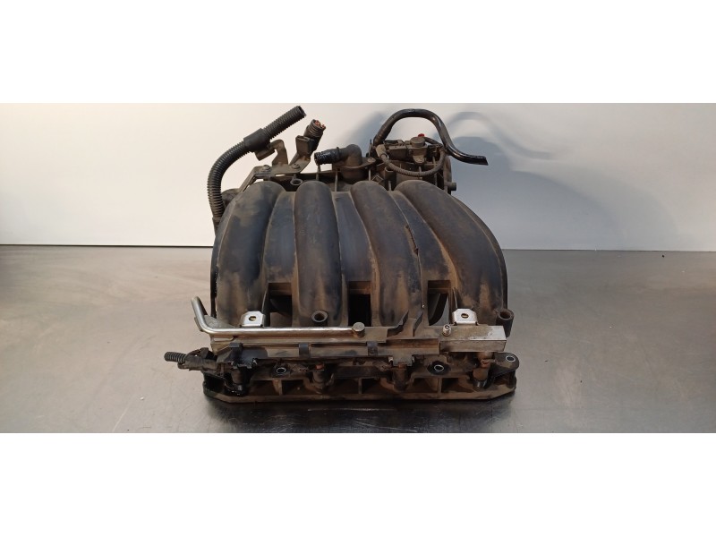 Recambio de colector admision para bmw serie 1 berlina (e81/e87) 116i referencia OEM IAM 11617552354   Recambio de colector admision para bmw serie 1 berlina (e81/e87) 116i referencia OEM IAM 11617552354