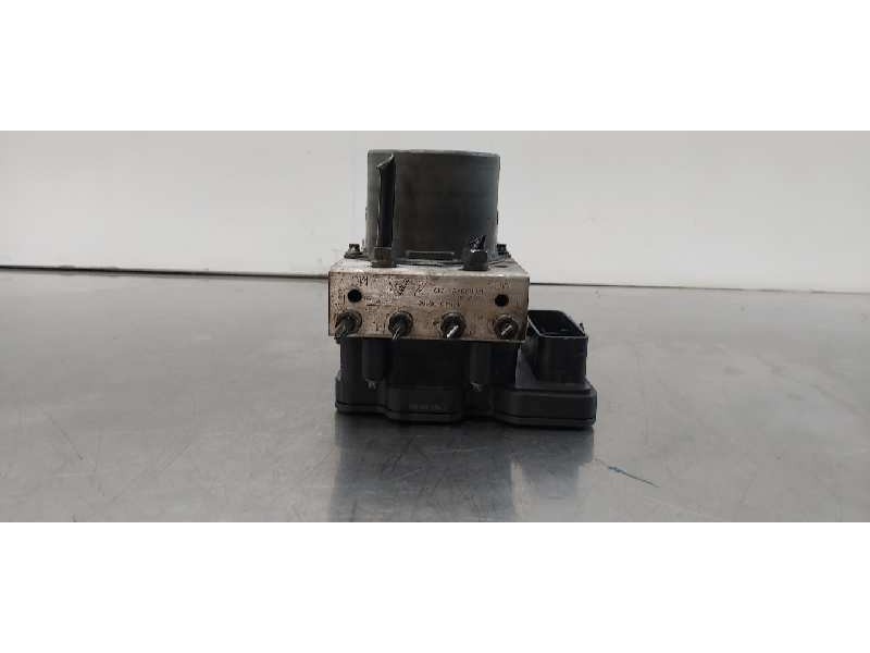 Recambio de abs para toyota avensis touring sports executive referencia OEM IAM 4454005150  