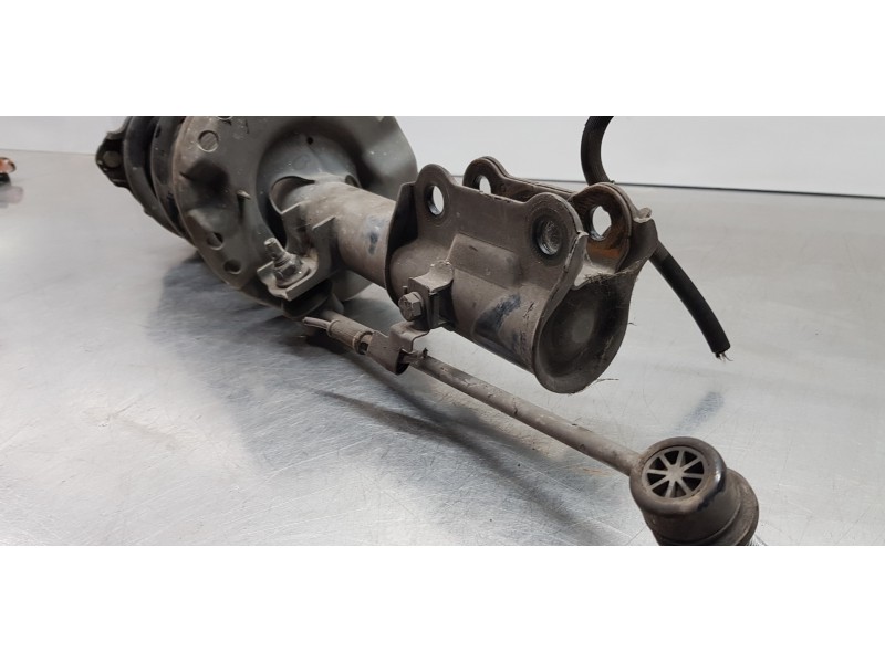 Recambio de amortiguador delantero derecho para hyundai i30 fastback tecno referencia OEM IAM 54661G4EE0  