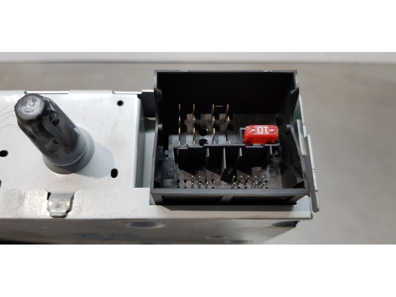 Recambio de sistema audio / radio cd para peugeot 5008 access referencia OEM IAM 98053736XT   Recambio de sistema audio / radio cd para peugeot 5008 access referencia OEM IAM 98053736XT