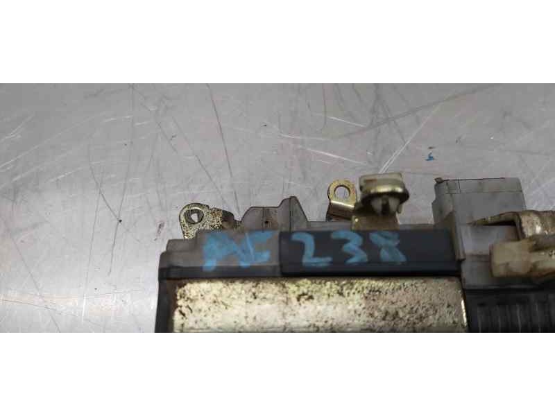 Recambio de cerradura puerta delantera izquierda para citroen c5 berlina 2.2 hdi vivace referencia OEM IAM 9135J1  