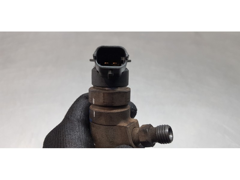 Recambio de inyector para peugeot partner kombi access referencia OEM IAM 0445110739   Recambio de inyector para peugeot partner kombi access referencia OEM IAM 0445110739