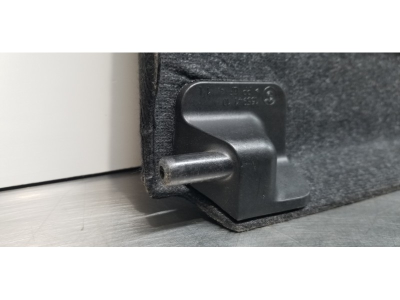 Recambio de bandeja trasera para bmw serie 1 berlina (e81/e87) 120d referencia OEM IAM 51466966717  