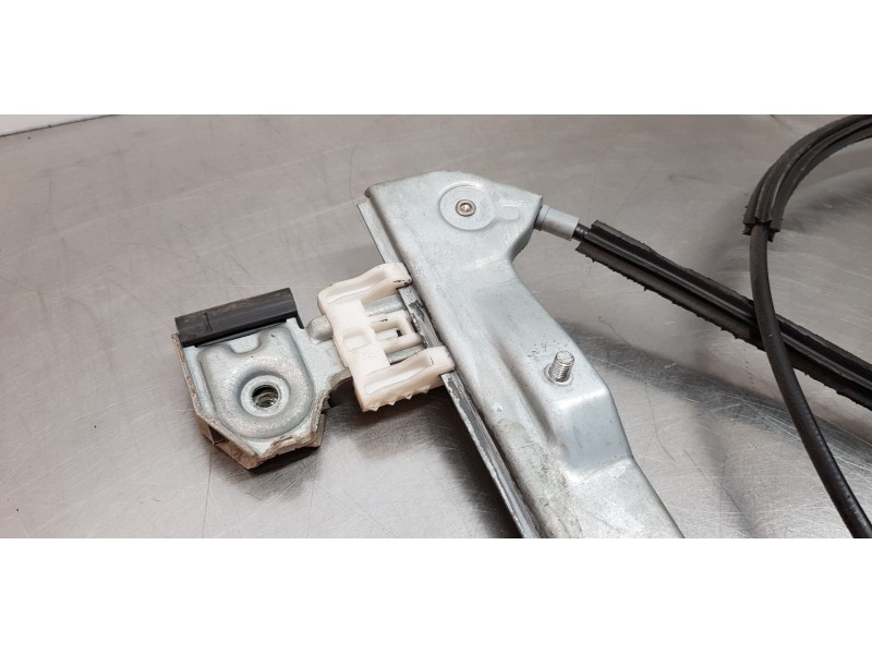 Recambio de elevalunas delantero derecho para mitsubishi colt berlina 3 (cz) 1.1 inform referencia OEM IAM 5713A136   Recambio de elevalunas delantero derecho para mitsubishi colt berlina 3 (cz) 1.1 inform referencia OEM IAM 5713A136