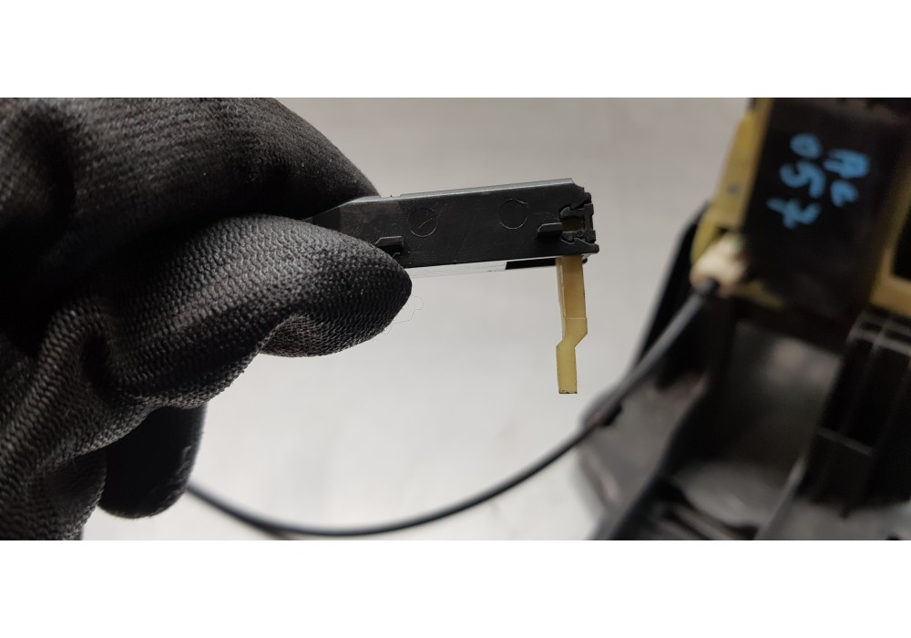 Recambio de palanca cambio para mercedes clase a (w169) a 180 cdi a-edition referencia OEM IAM A1693700509  