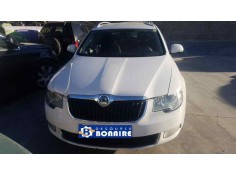 skoda superb combi (3t5) del año 2012