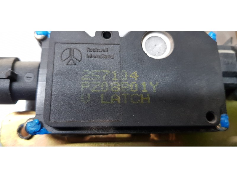 Recambio de cerradura puerta lateral izquierda para citroen c8 2.2 hdi exclusive referencia OEM IAM PZ08B01Y  