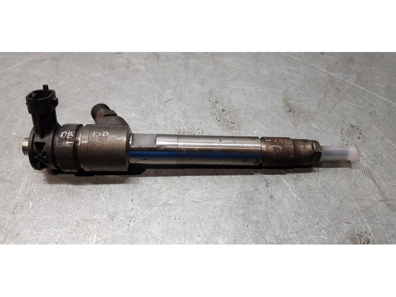 Recambio de inyector para alfa romeo stelvio (630) super q4 referencia OEM IAM 0445110674  