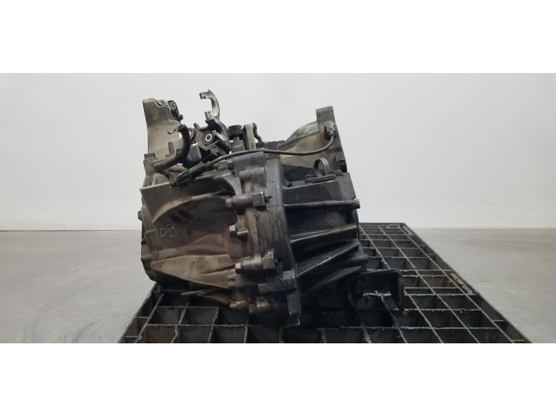 Recambio de caja cambios para hyundai i30 fastback tecno referencia OEM IAM 4300032AE5  