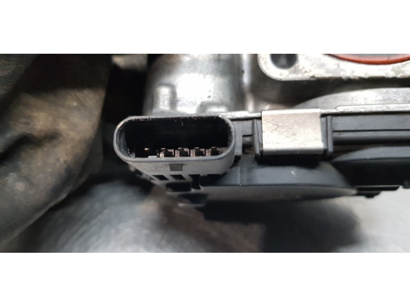 Recambio de caja mariposa para hyundai i30 fastback tecno referencia OEM IAM 351002U000  