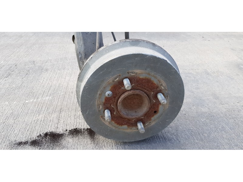 Recambio de puente trasero para mitsubishi colt berlina 3 (cz) 1.1 inform referencia OEM IAM 4120A040  