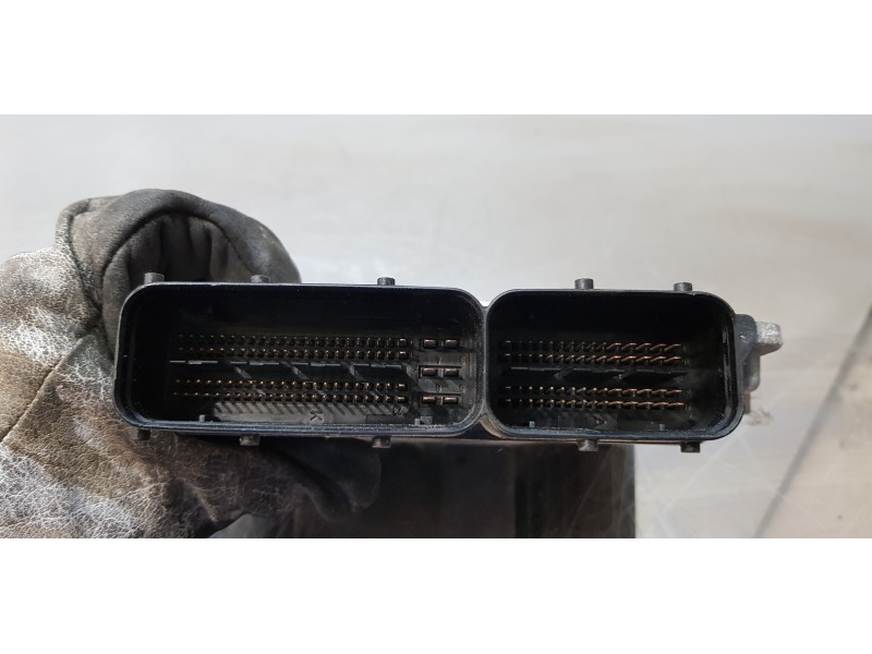 Recambio de centralita motor uce para skoda superb combi (3t5) active referencia OEM IAM 03L906018RT   Recambio de centralita motor uce para skoda superb combi (3t5) active referencia OEM IAM 03L906018RT