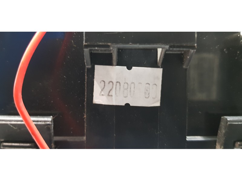 Recambio de caja reles / fusibles para land rover range rover vogue referencia OEM IAM   