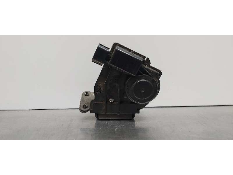 Recambio de cerradura maletero / porton para toyota avensis touring sports executive referencia OEM IAM 6935005060  