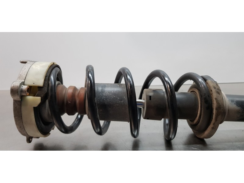 Recambio de amortiguador delantero derecho para audi a6 berlina (4a2) 40 tdi basic referencia OEM IAM 4K0413031AP  