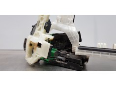 Recambio de cerradura puerta delantera derecha para hyundai i30 fastback tecno referencia OEM IAM 81320G3050  