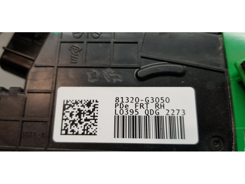 Recambio de cerradura puerta delantera derecha para hyundai i30 fastback tecno referencia OEM IAM 81320G3050  