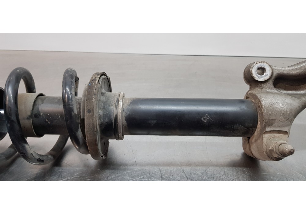 Recambio de amortiguador delantero izquierdo para audi a6 berlina (4a2) 40 tdi basic referencia OEM IAM 4K0413031AP  