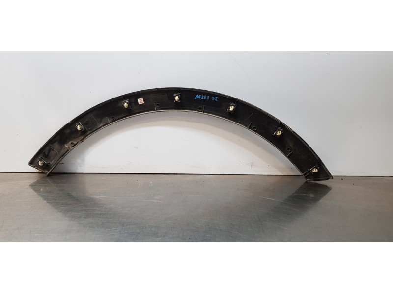 Recambio de aletin delantero izquierdo para ssangyong korando premium 4x2 referencia OEM IAM 7951034000   Recambio de aletin delantero izquierdo para ssangyong korando premium 4x2 referencia OEM IAM 7951034000