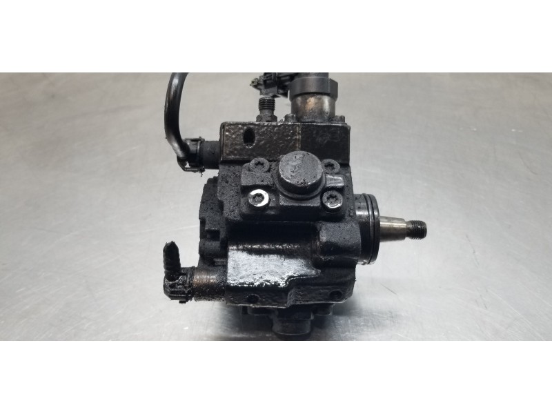 Recambio de bomba inyeccion para kia carens ( ) concept referencia OEM IAM 331002A420 0445010206 