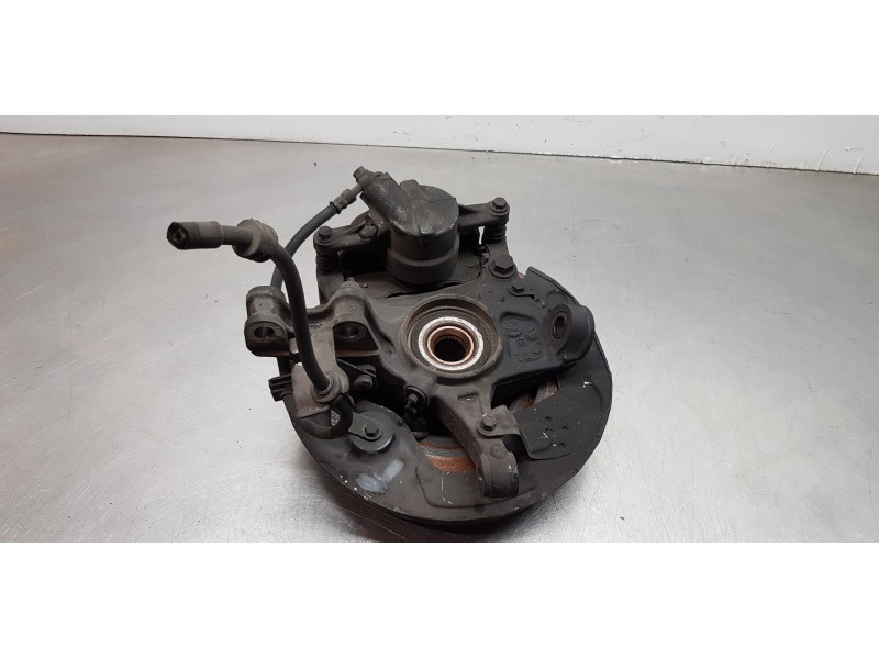 Recambio de mangueta delantera izquierda para peugeot 308 sw active referencia OEM IAM 1610137880  