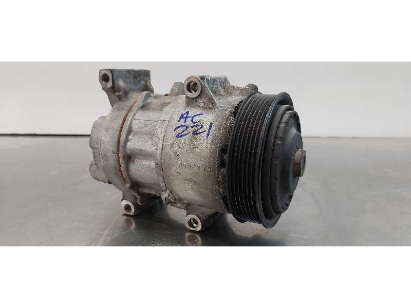Recambio de compresor aire acondicionado para toyota avensis touring sports executive referencia OEM IAM 8831002780  