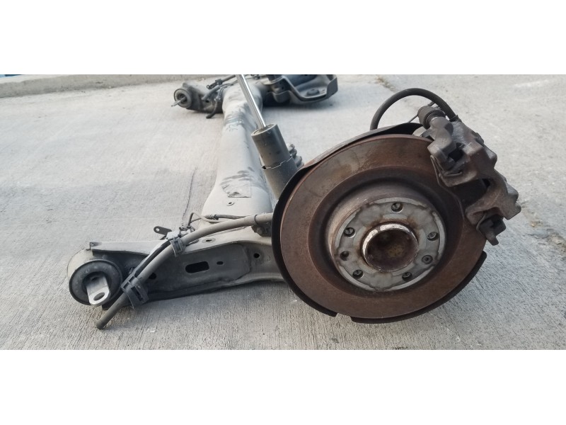 Recambio de puente trasero para peugeot 308 sw active referencia OEM IAM 1610186380  